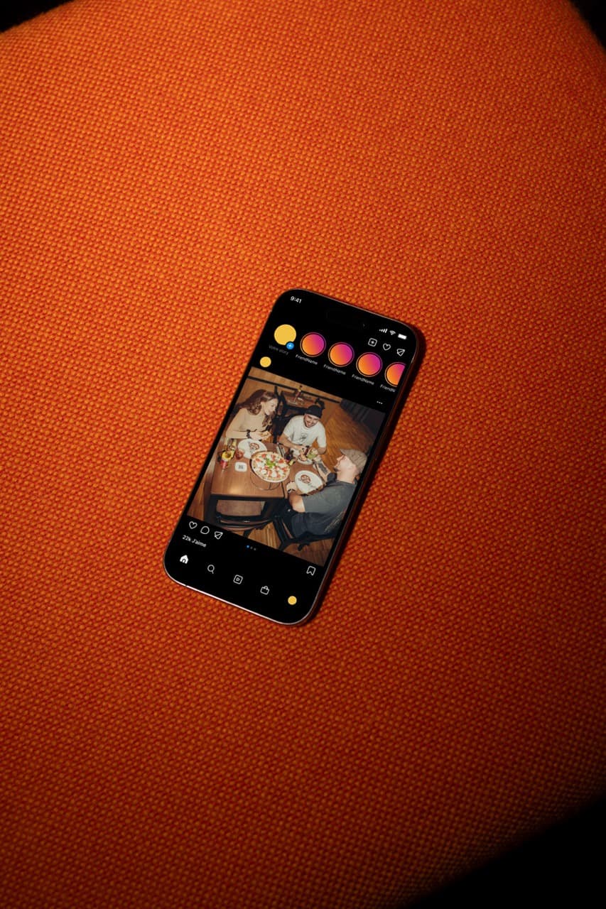 10 Luigia Restaurant Mockup Social Media Instagram